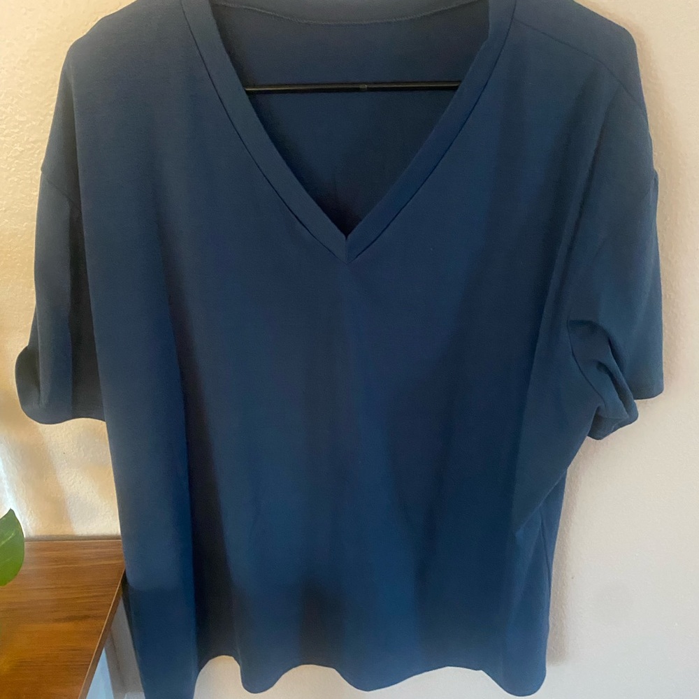 Faded Glory Deep Blue V-Neck Tee